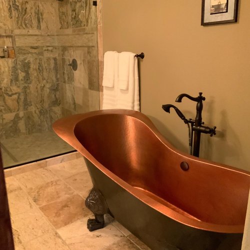 Soaking tub and shower in Monument, CO from Carpet Planet